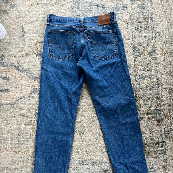 Levi's Wedgie Straight Fit Woman's Jeans - Picture 3 of 8